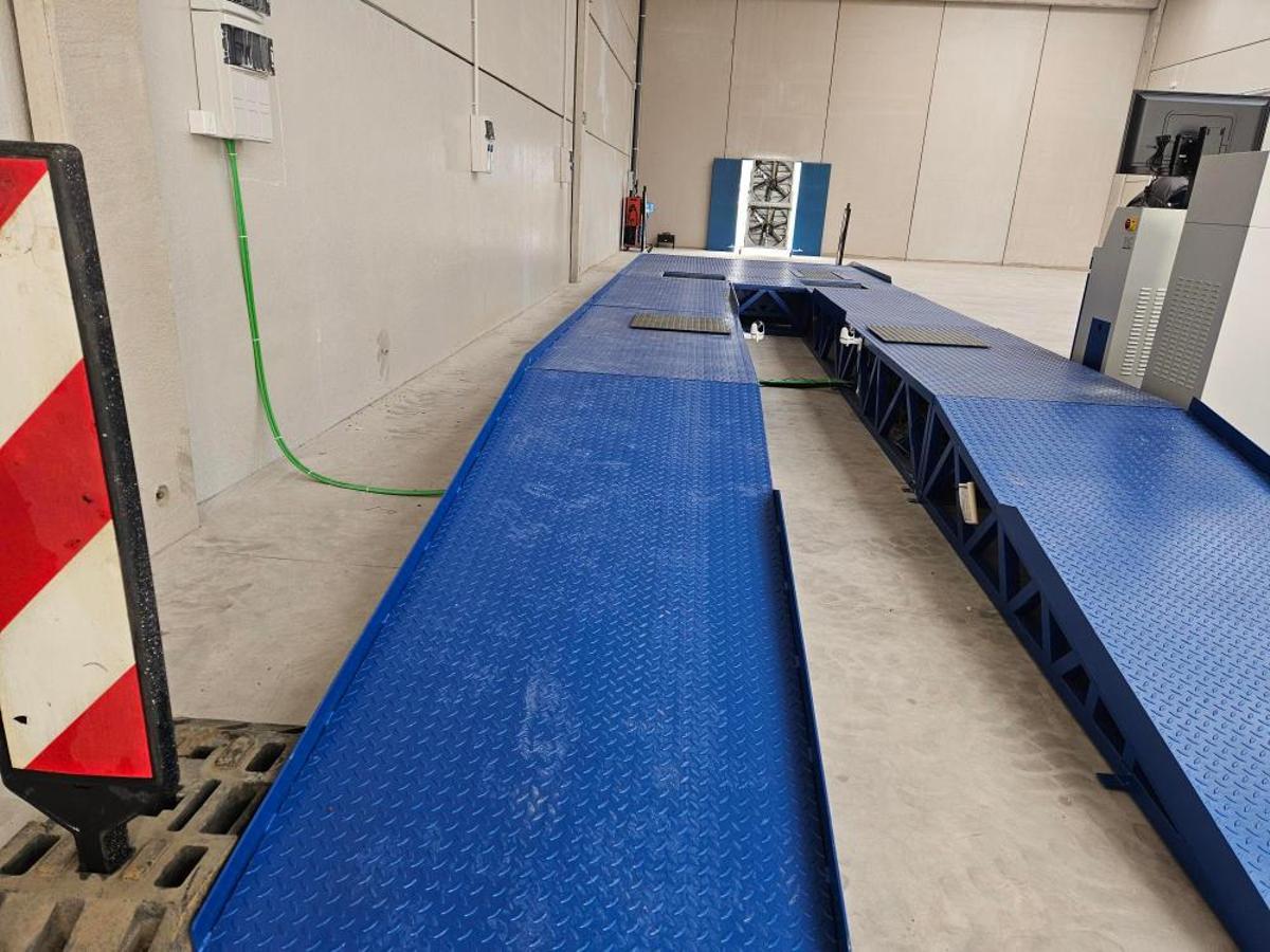 Interior de las instalaciones provisionales.