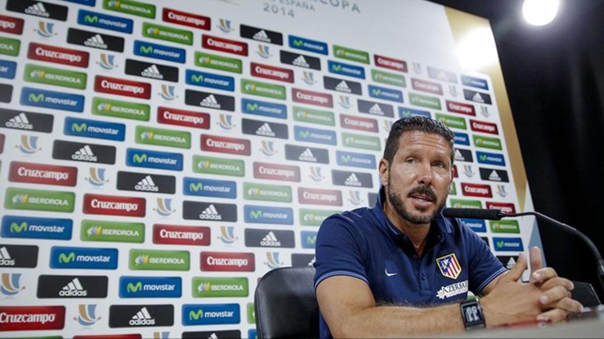 Simeone en la rueda de prensa previa a la Supercopa de España