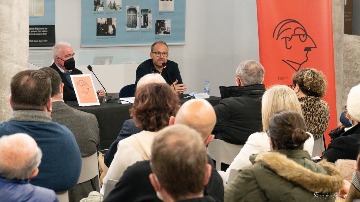 Salvador Ortells y Francesc Pérez Moragón durante la presentación del libro.