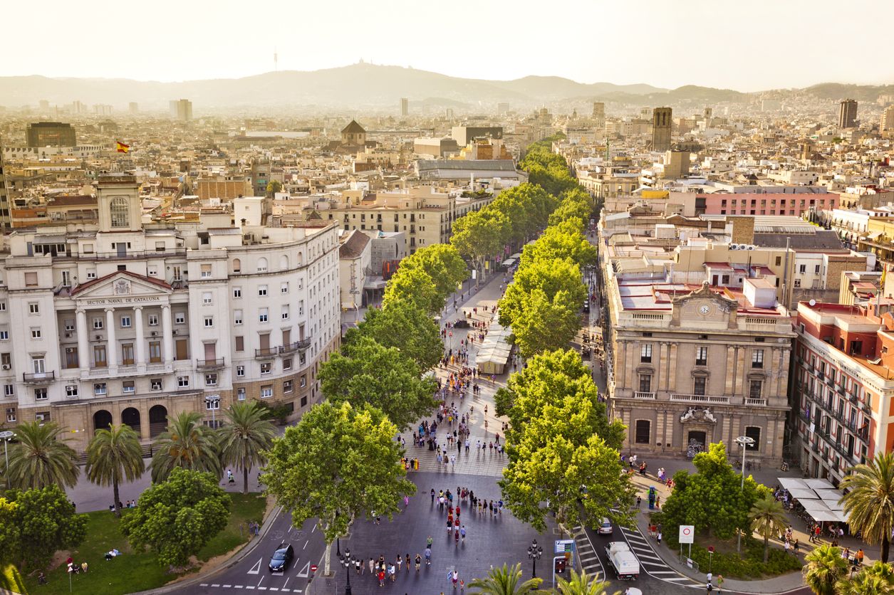 La Rambla, un paseo imprescindible en la Ciudad Condal.
