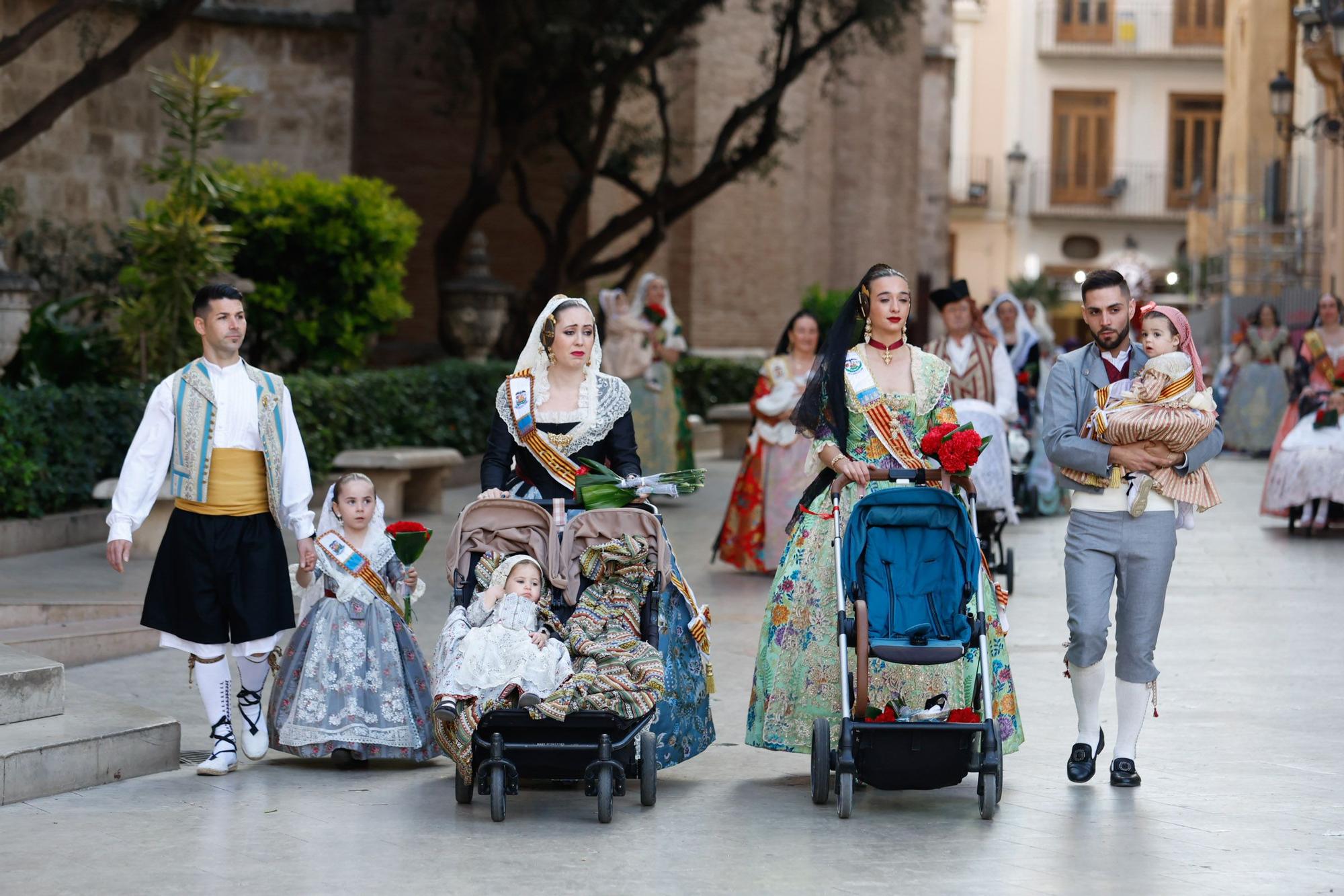 Búscate en el primer día de la Ofrenda en la calle San Vicente entre las 17:00 y las 18:00