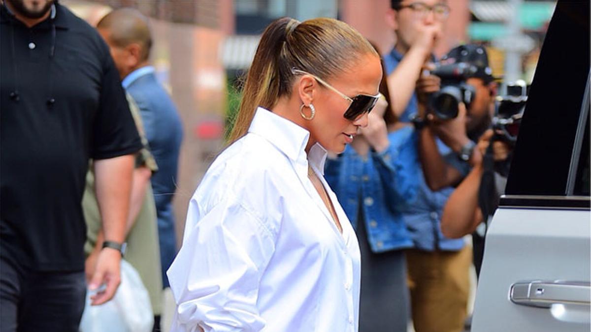 Jennifer Lopez y el curioso caso de las botas trampantojo