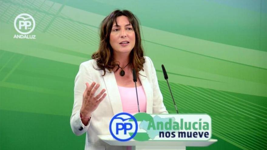 Loles López valora la &quot;gran variedad&quot; de candidatos para presidir el PP que decidirán &quot;los militantes&quot;