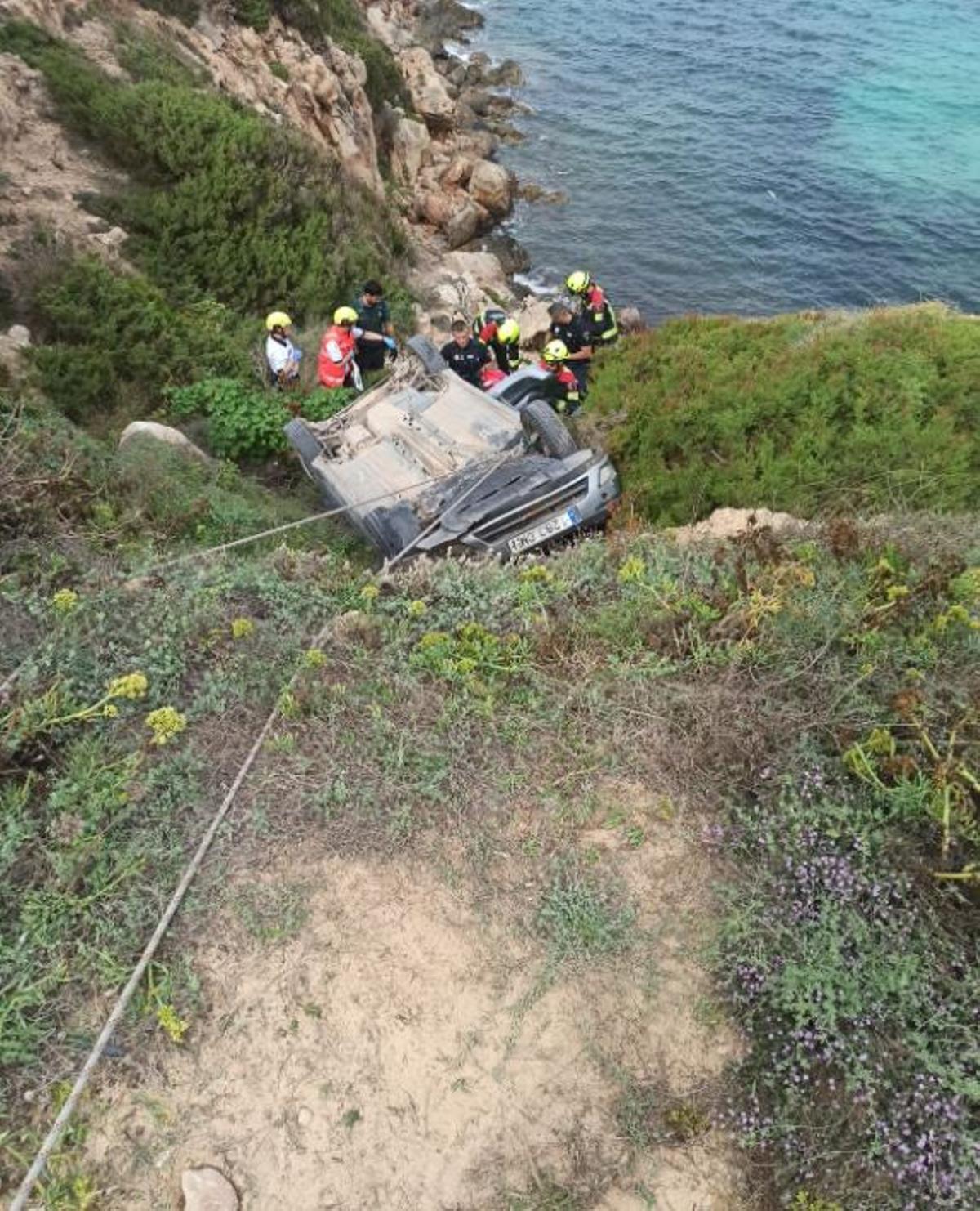 El conductor del vehículo había quedado atrapado