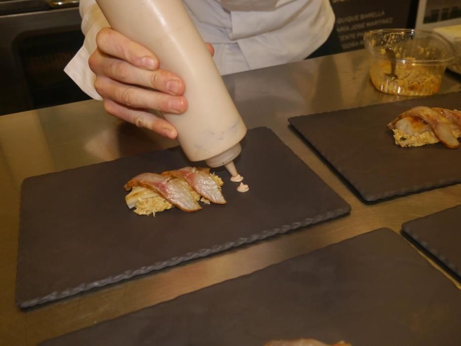 Aplicando el turrón de pistacho de Nacho Romero.