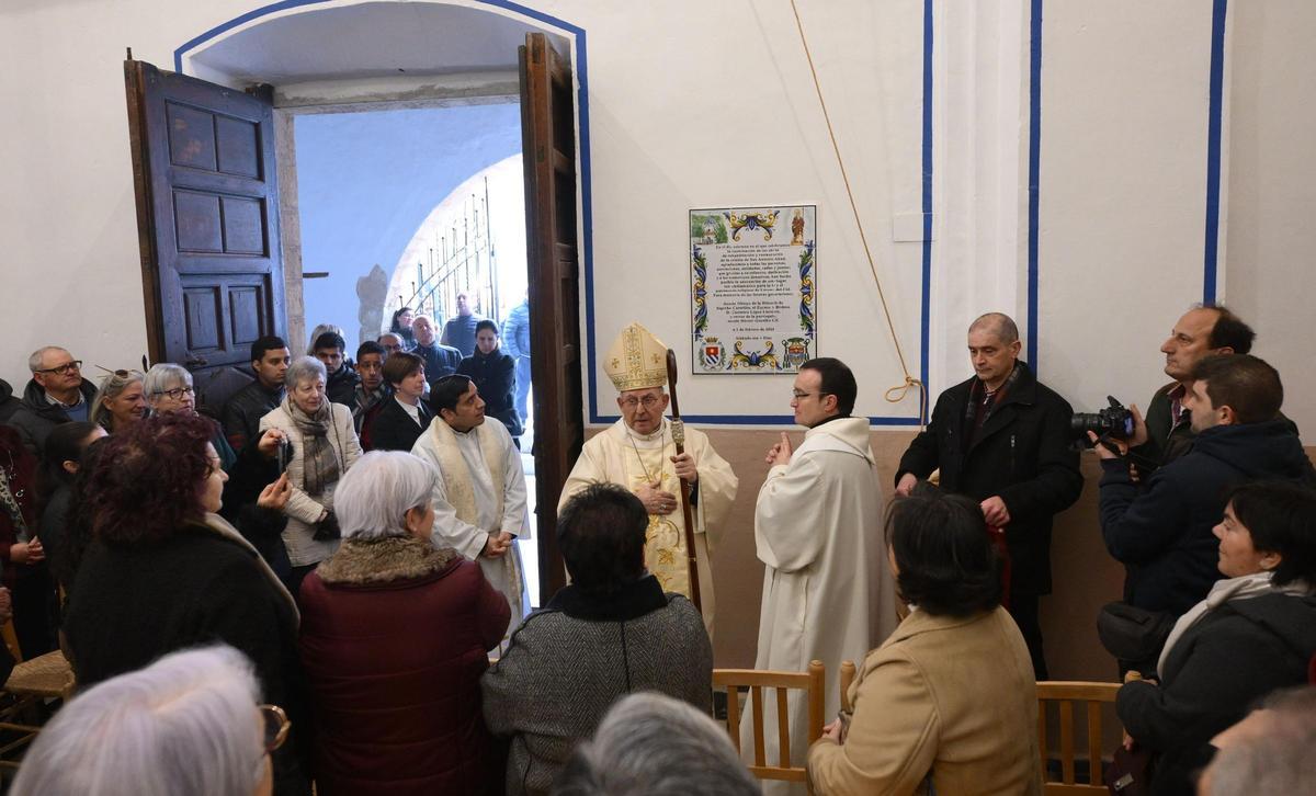 Bendición de la remodelación de la ermita de Sant Antoni Abat de Llucena Bendición de la remodelación de la ermita de Sant Antoni Abat de Llucena