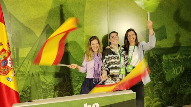 Por la izquierda, Elena Figaredo, Sonsoles Peralta y Alejandra González. | F. V.