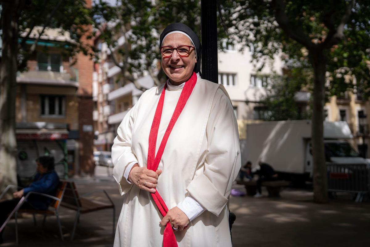 Barcelona, 07/04/2026 Barcelona. Entrevista a Sor Lucía Caram: el Papa bendecirá durante su visita las ambulancias que envia a Ucrania. AUTOR: MANU MITRU