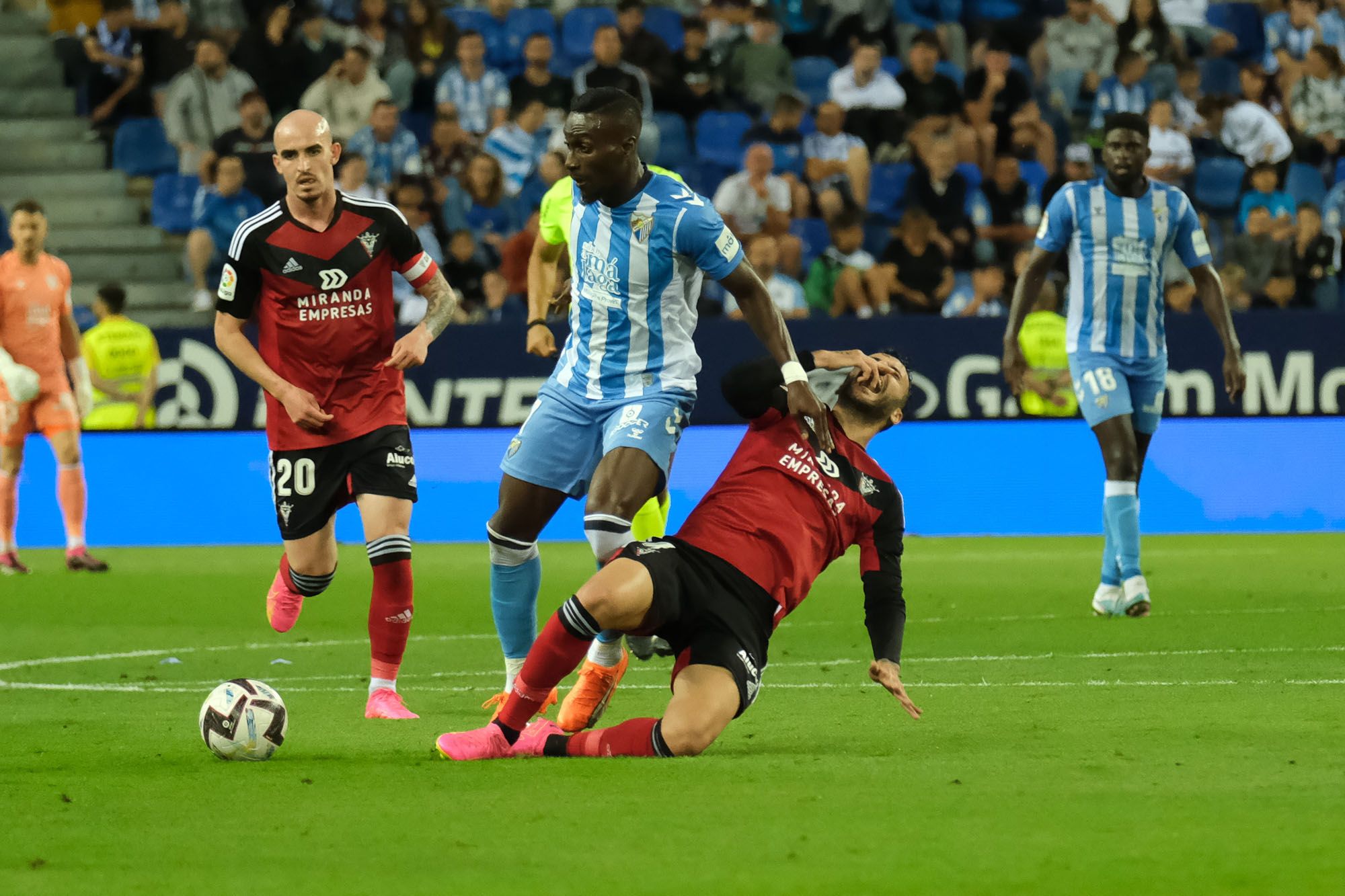 El Málaga CF - CD Mirandés, en imágenes