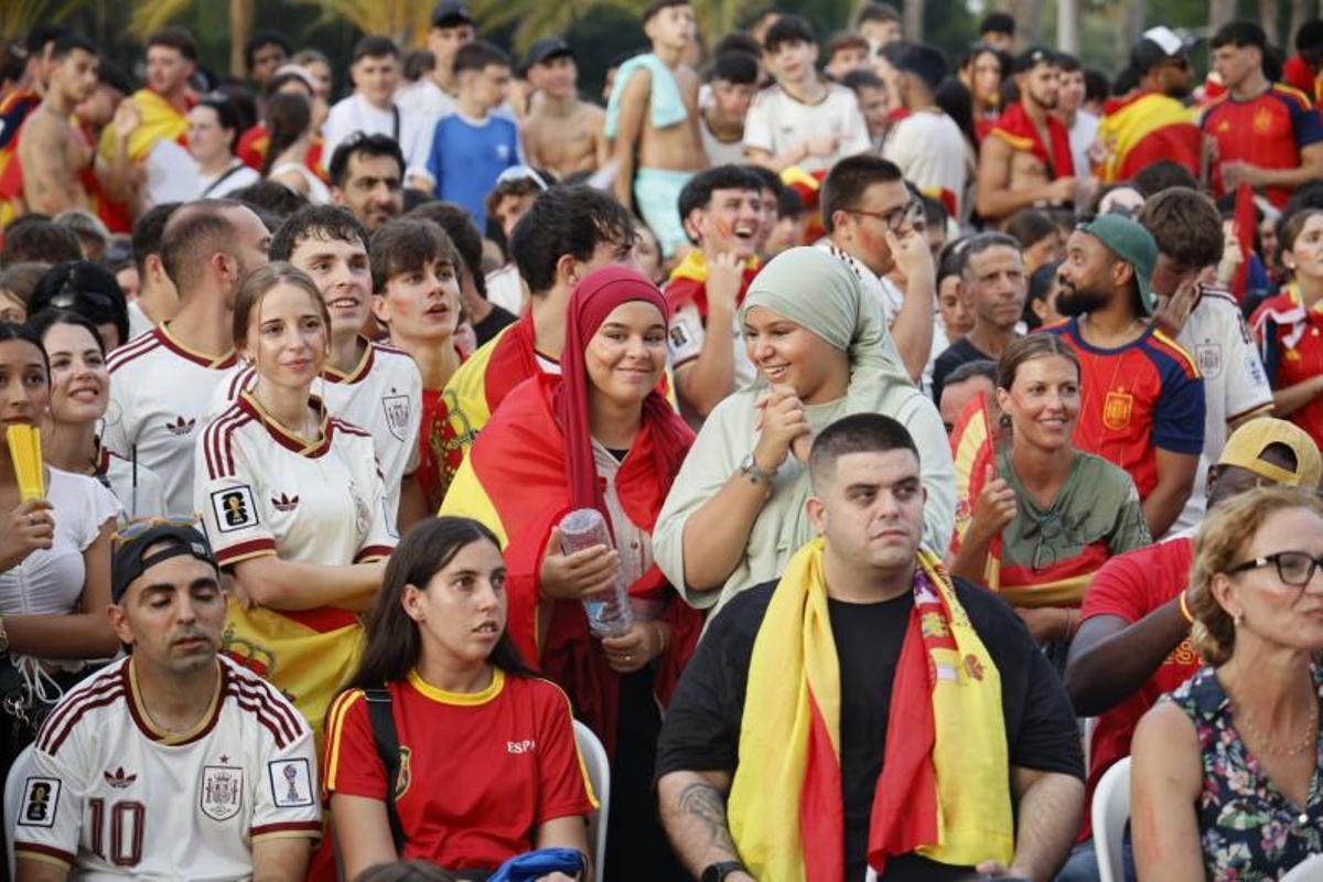 Los mejores momentos de la afición de España en Cartagena, en fotos