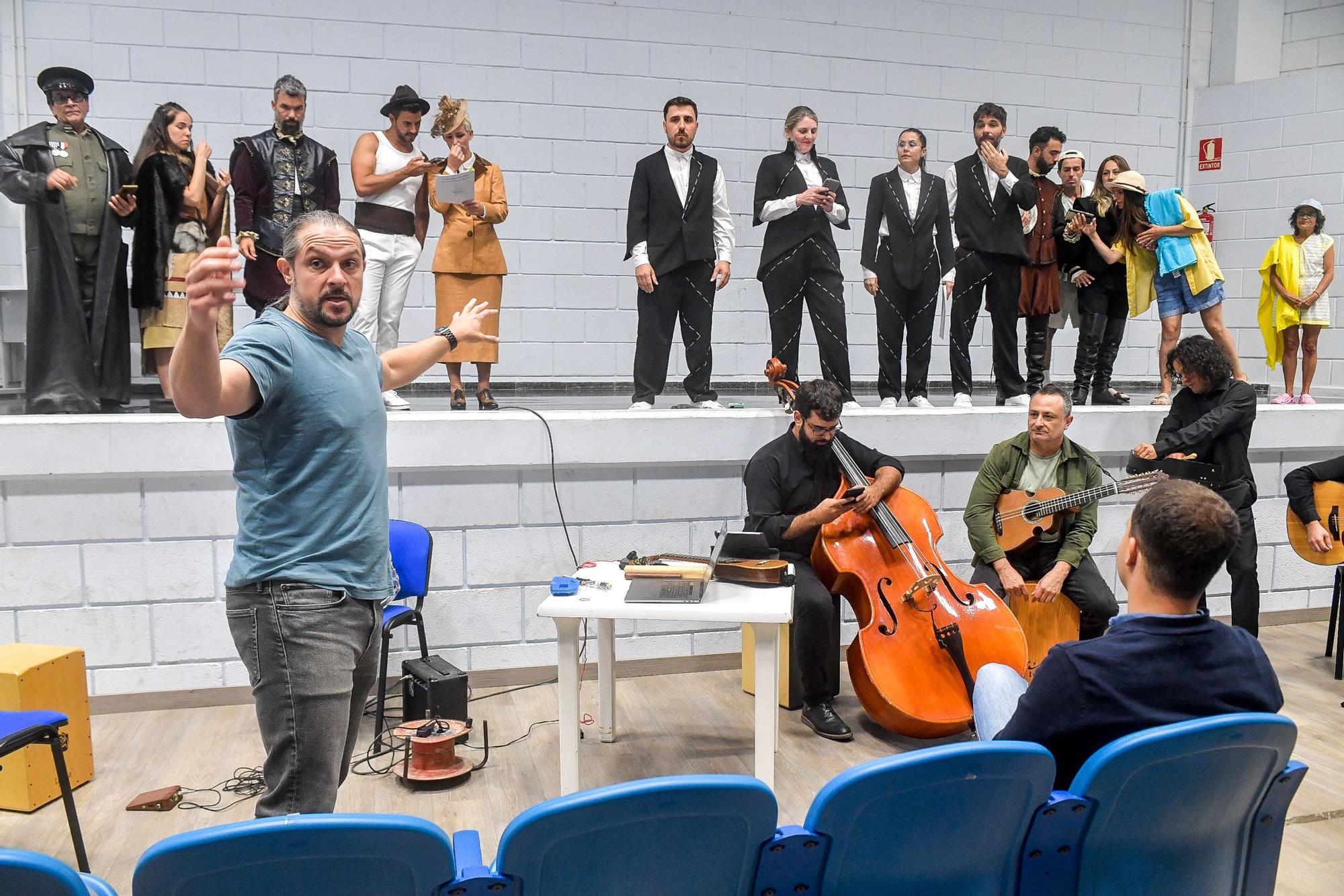 Ensayo de la obra de teatro ‘La increíble historia de la ciudad al revés’