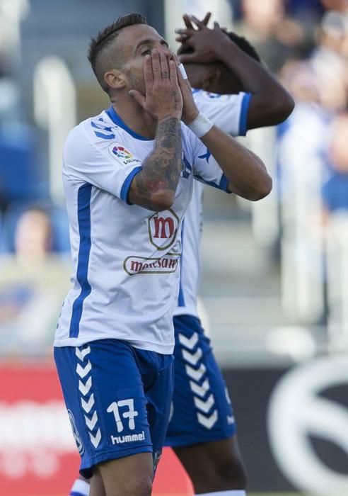 04/06/2017.DEPORTES.Partido de futbol entre CD Tenerife y Nástic Tarragona..Fotos: Carsten W. Lauritsen