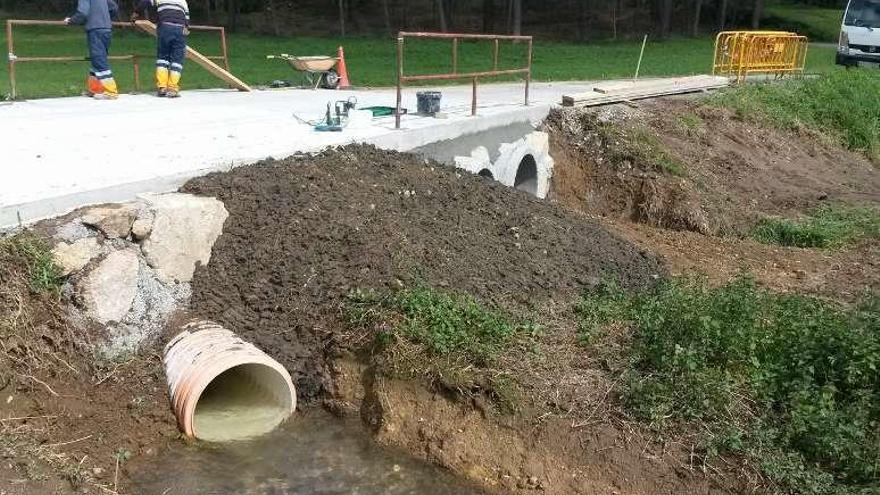 Obra de reparación del puente de Brille.