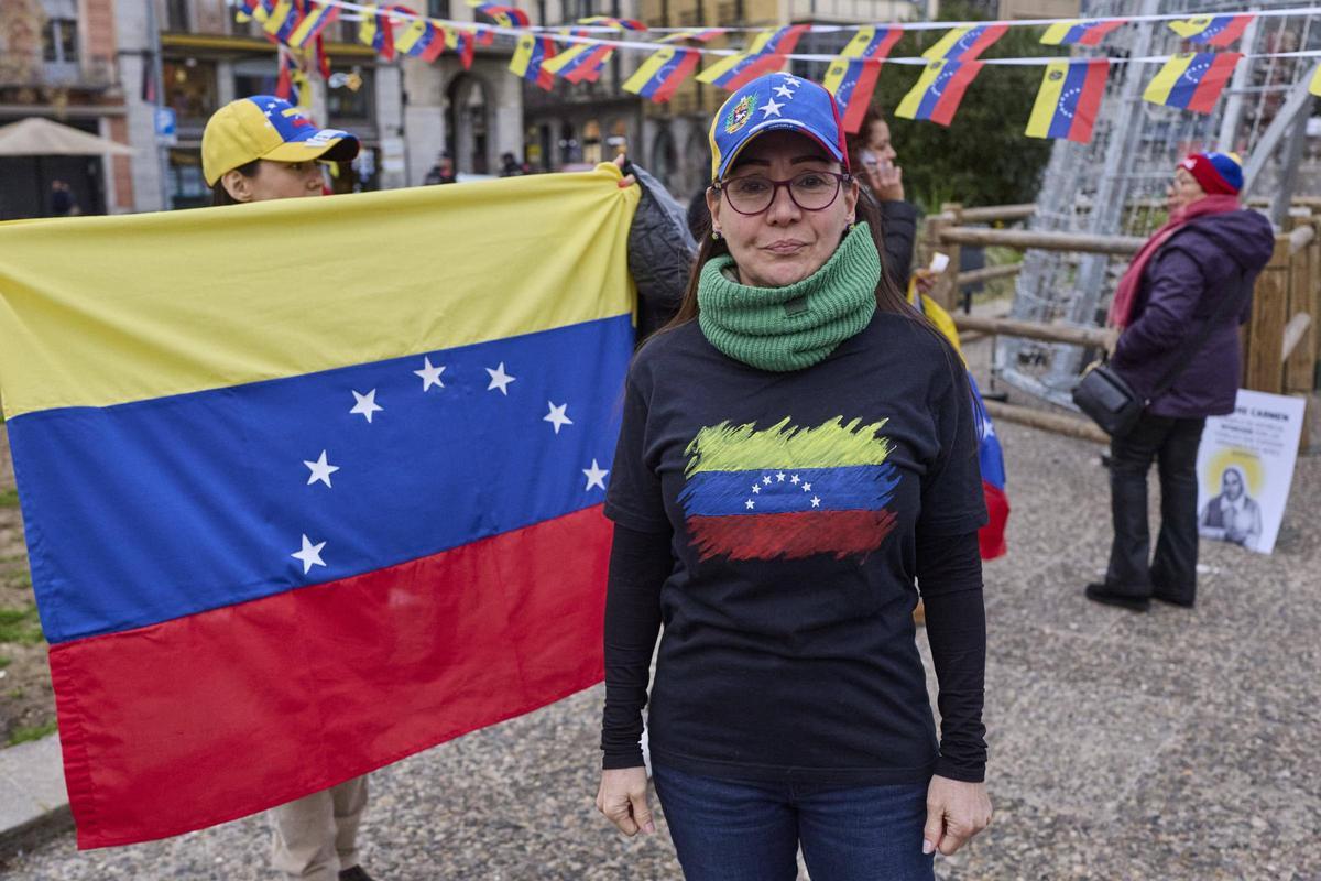La concentració de veneçolans a Girona en imatges