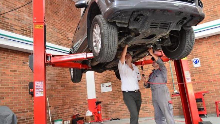 Cómo arreglar nuestro coche nosotros mismos