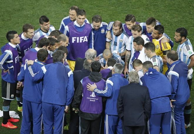 Las imágenes del Holanda-Argentina