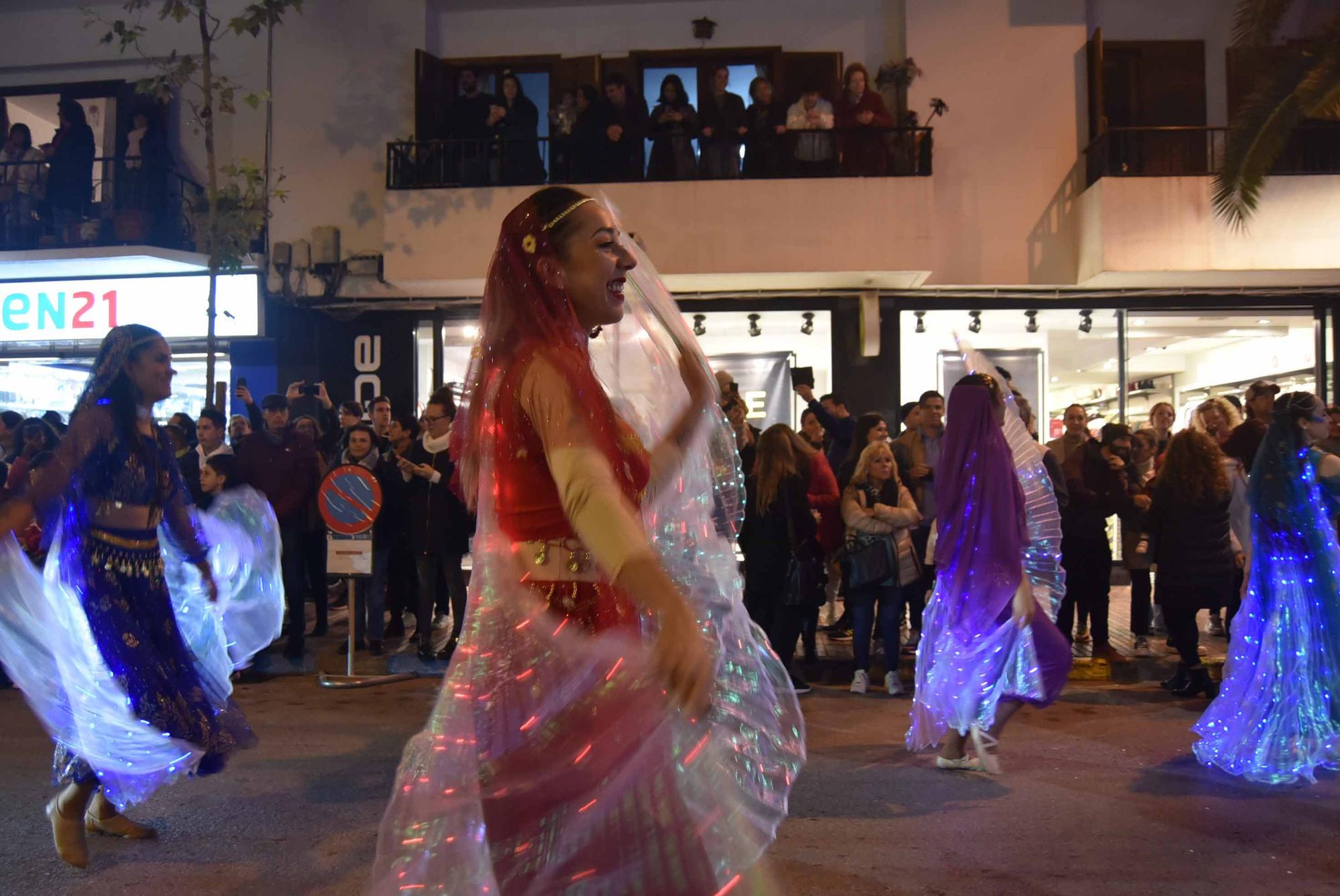 Mira aquí la galería de fotos completa de los Reyes Magos en Santa Eulària