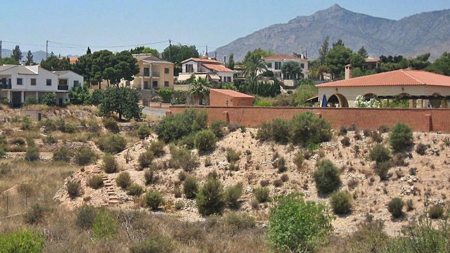 Los campos pagarán igual que las primeras viviendas.