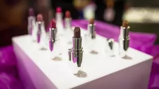 Avon Products se declara en bancarrota en Estados Unidos