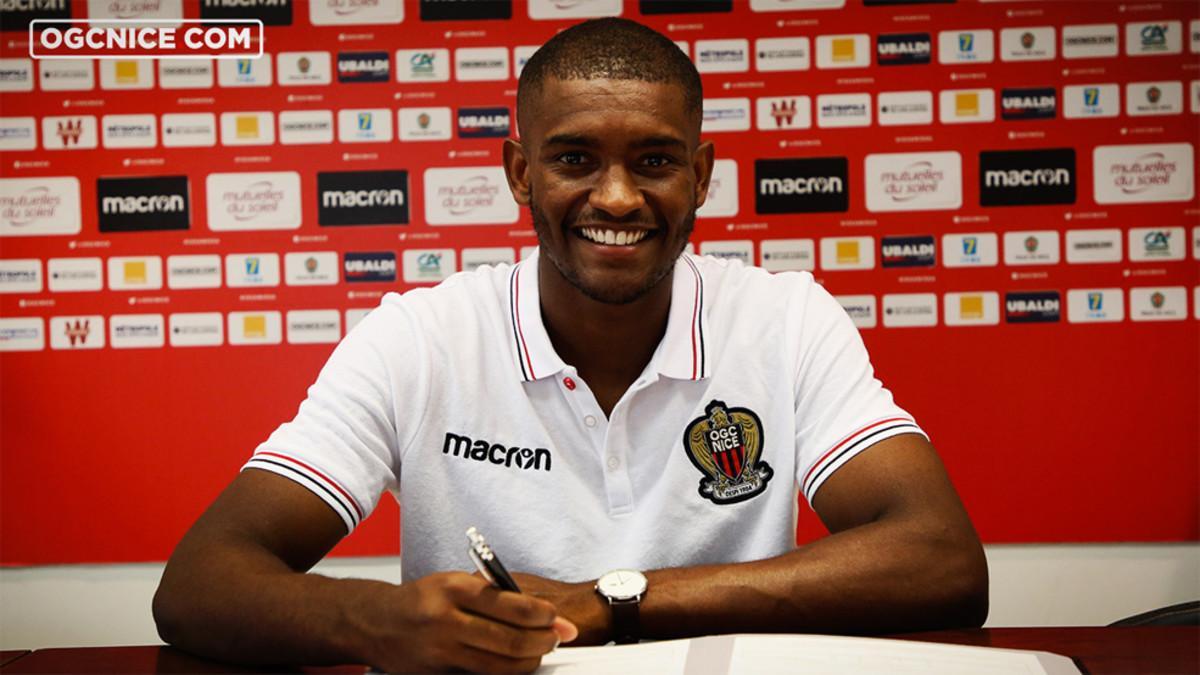 Marlon Santos estampó su firma con el Niza