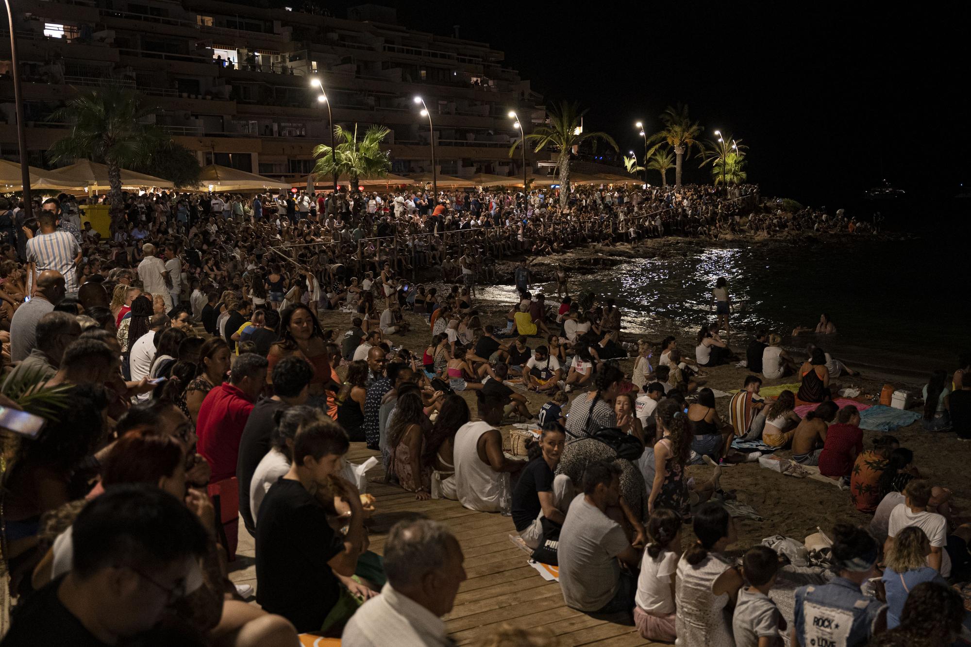 El espectáculo de drones de Ibiza, en imágenes