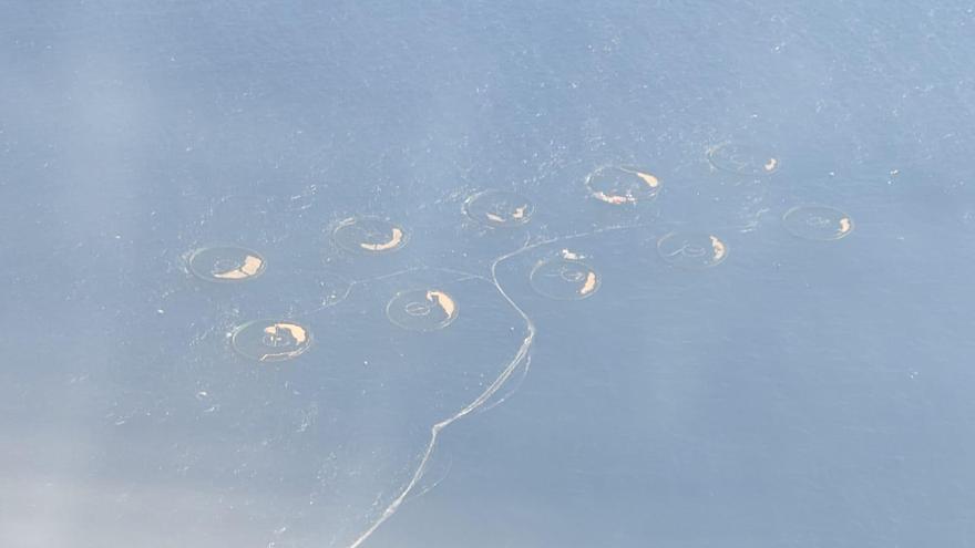Vecinos de Telde exigen medidas urgentes por la contaminación marina de las jaulas de acuicultura y convocan una marcha este domingo