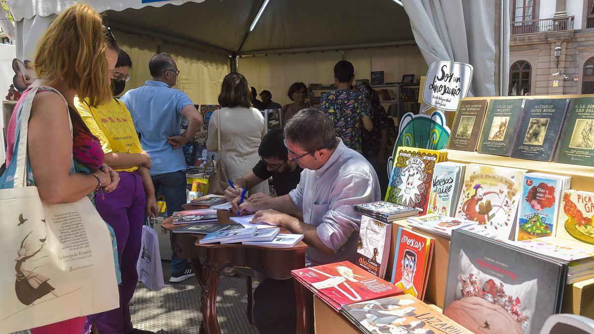La pasada edición de la Feria del Libro de Las Palmas, en 2022.
