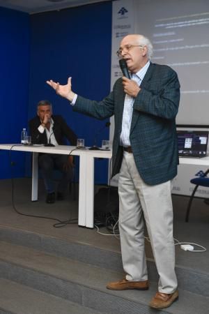 GENTE Y CULTURA 26-06-2018   LAS PALMAS DE GRAN CANARIA.  Acto en el Club Lal Provincia. Nikos Makris imparte la conferencia   | 26/06/2018 | Fotógrafo: Juan Carlos Castro