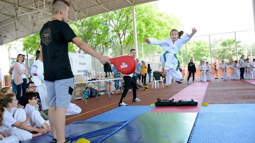 Paiporta subvenciona las actividades de jóvenes deportistas locales