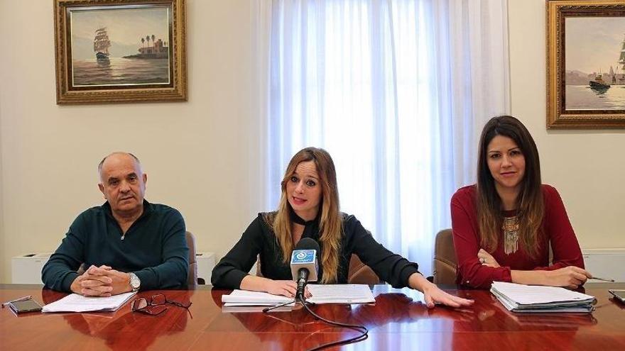 Los ediles Salvador Rodríguez, Beatriz Olmedo e Irene Díaz.