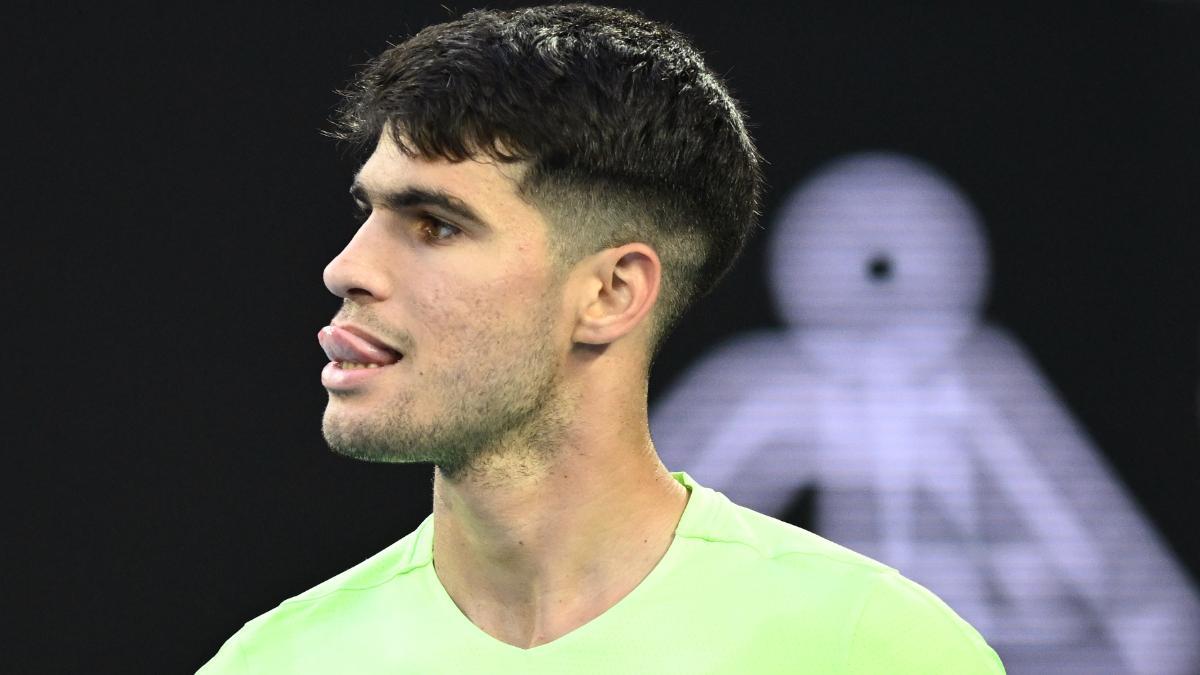 Carlos Alcaraz se estrena en el Open de Australia 2026 este domingo 18 de enero