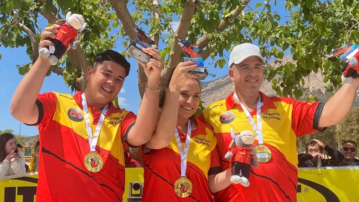 Hugo Fernández, Marta de los Reyes i José Romero, al Campionat d'Espanya de petanca