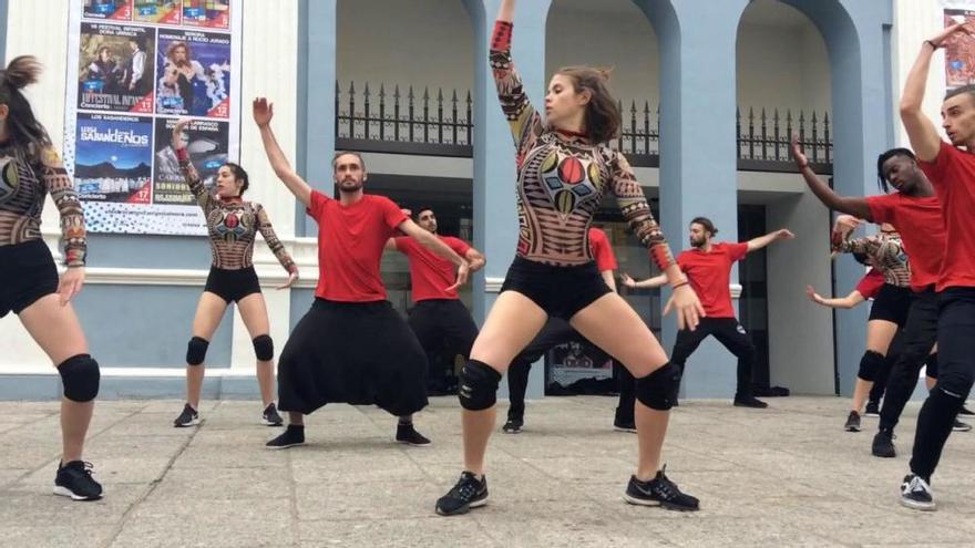 Zamora se quedó muda con "Cuerpos que hablan" desde Lleida