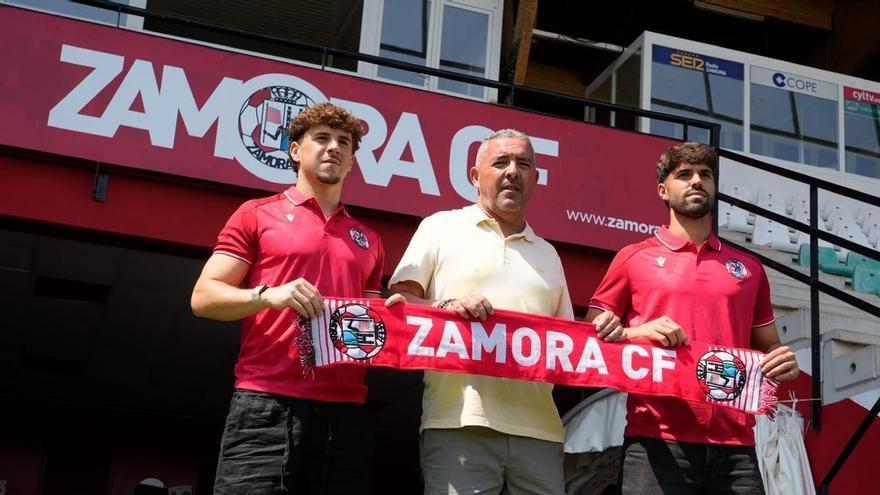 Isaiah Navarro e Izan Yurrieta se presentan con el Zamora CF: Juventud y talento para marcar diferencias
