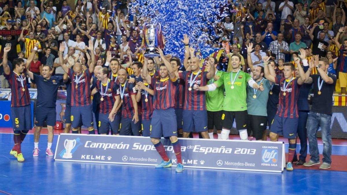 El Barça celebra en 2013 su primera Supercopa