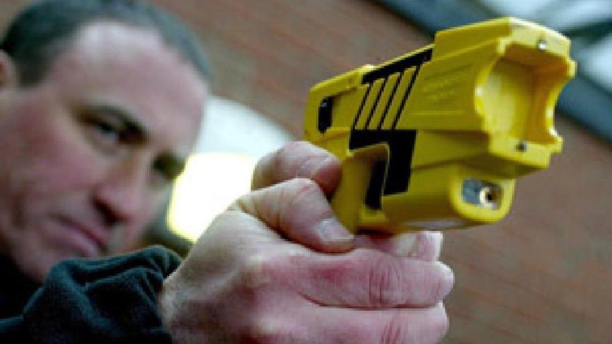 Ejemplo de una pistola Taser.