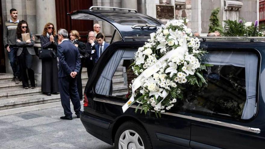 Funeral en Oviedo por el empresario minero Joaquín Menéndez Carrillo