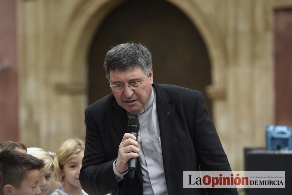 Fiesta de la Luz en la plaza Belluga de Murcia