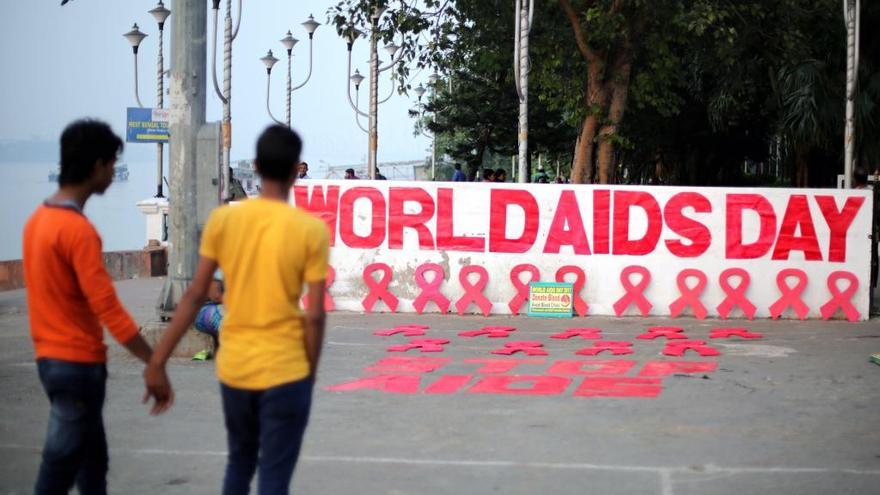 Aprobado el plan para luchar contra el SIDA y su estigma