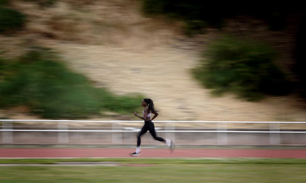 Las deportistas tumban el tabú de la regla