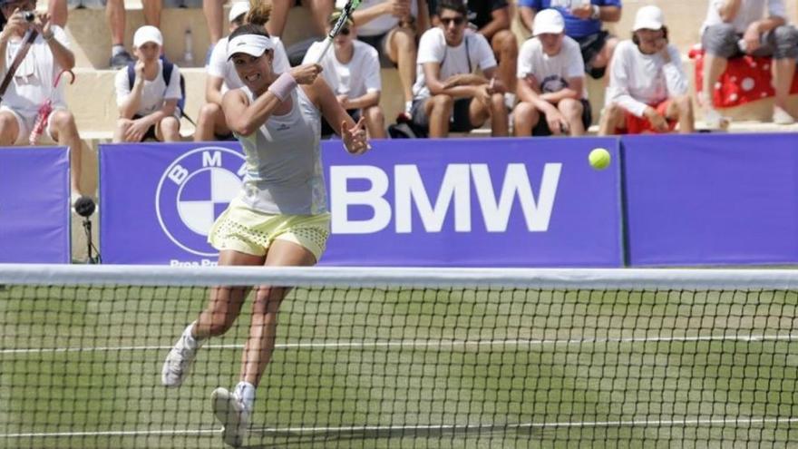 Muguruza cae a la primera sobre la hierba de Santa Ponsa