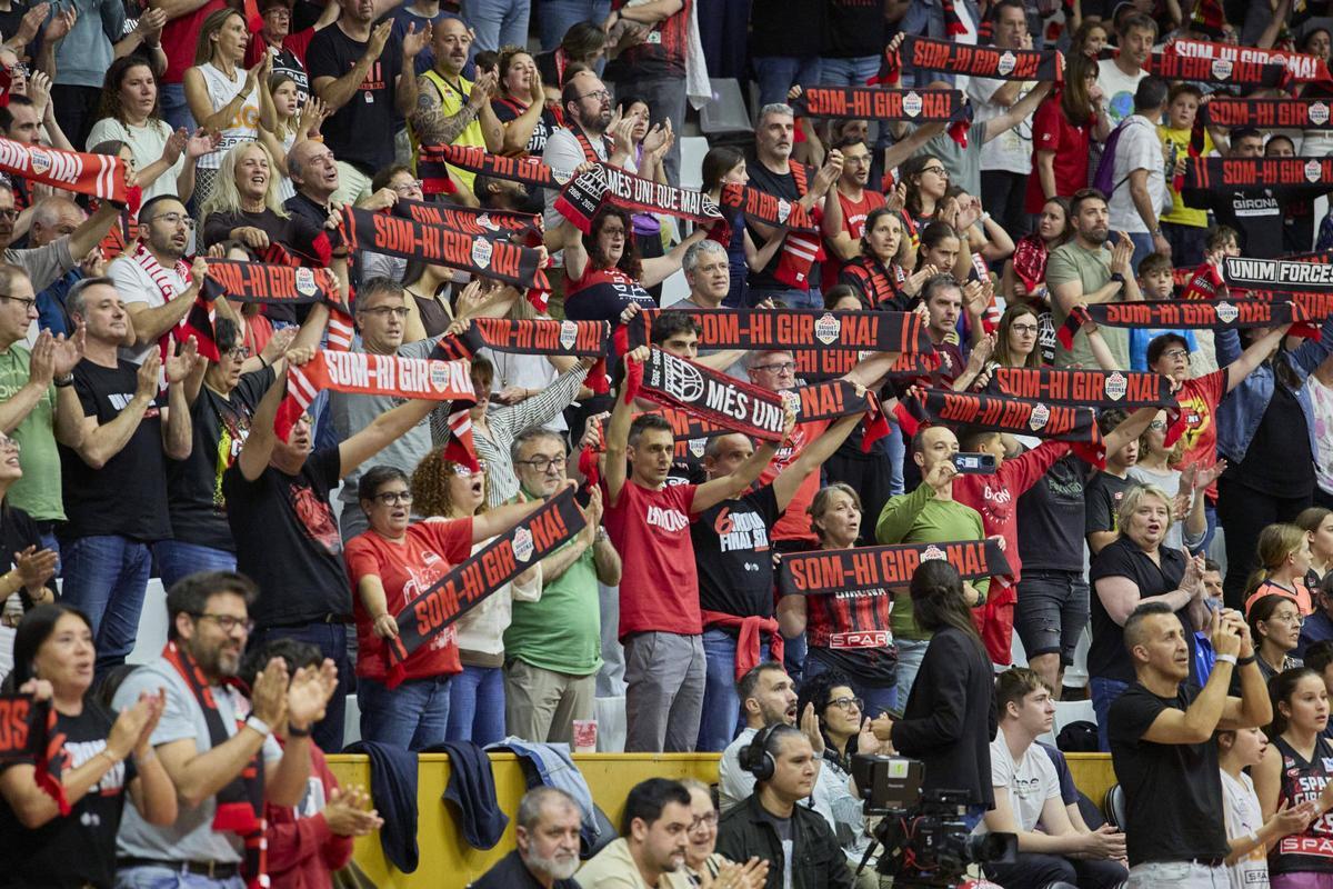 Les imatges del partit de tornada de la semifinal del play-off entre l'Spar Girona i el València