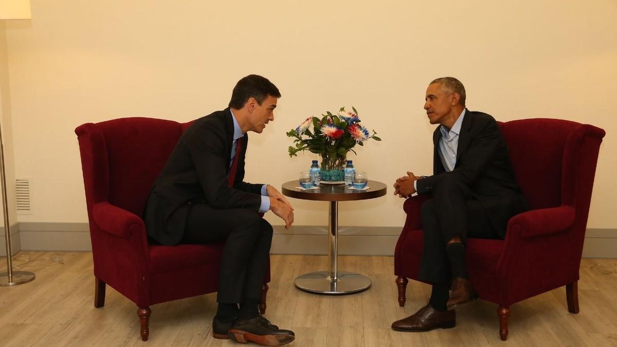 Pedro Sánchez junto a Barack Obama