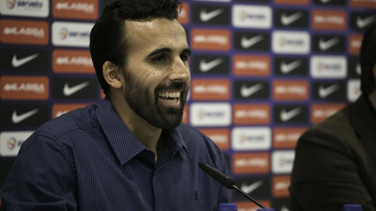 Víctor Sada, en rueda de prensa, como miembri del cuerpo técnico del Barça de básquet