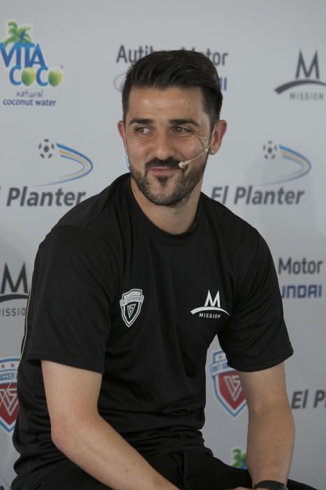 Inauguración de la escuela de fútbol de David Villa