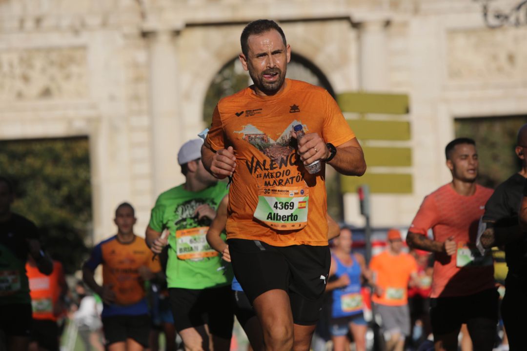 FOTOS | Búscate en el Medio Maratón Valencia 2021