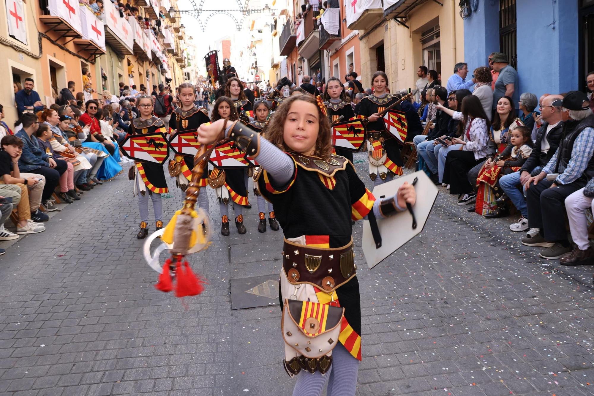 Así es la entrada de las tropas cristianas por Alcoy