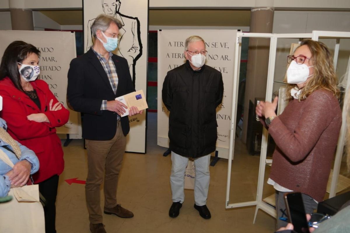 Una de las apariciones públicas de Noemi Outeda en su etapa como concejala y diputada provincial. Una de las apariciones públicas de Noemi Outeda en su etapa como concejala y diputada provincial.