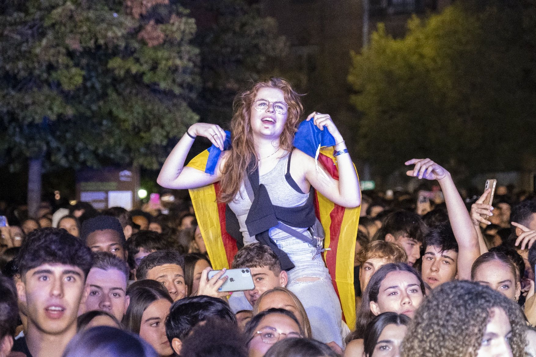 Troba't a les fotos del concert de 31 FAM a la plaça Sant Domènec