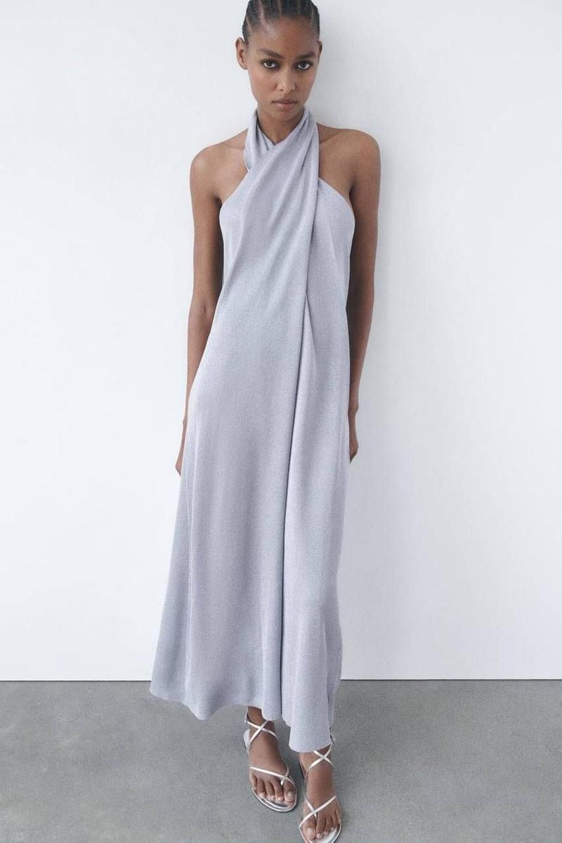 Vestido de cuello halter cruzado